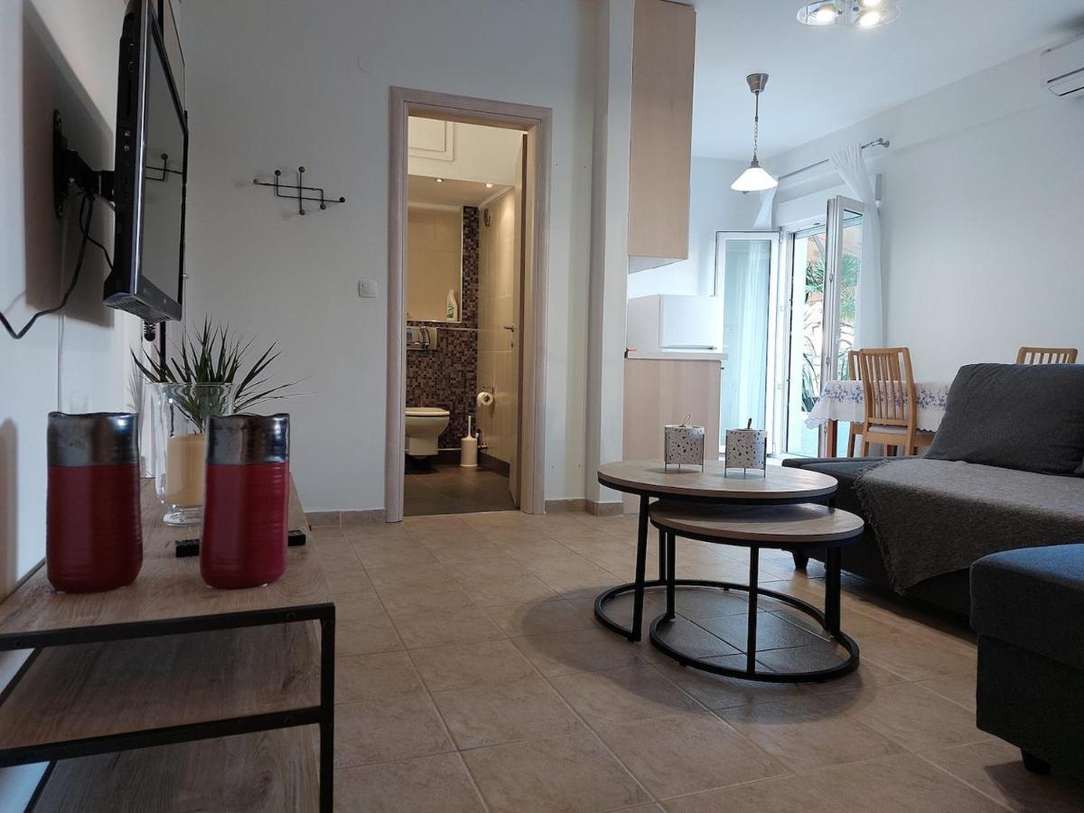 Ρετιρέ Στο Κέντρο Της Κατερίνης Apartment Luaran gambar